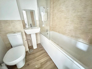 Photo 16- click for photo gallery